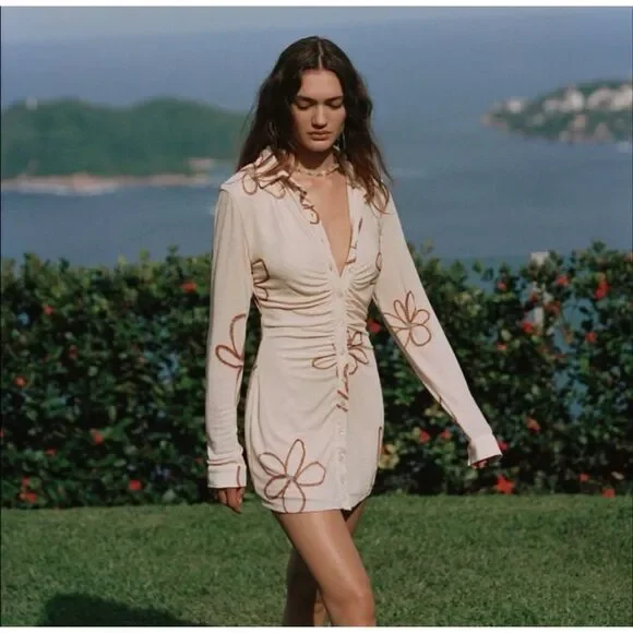 With Jéan Andy Mini Dress Chalk & Flowers Ruched Button Front Long Sleeve S - Picture 2 of 8